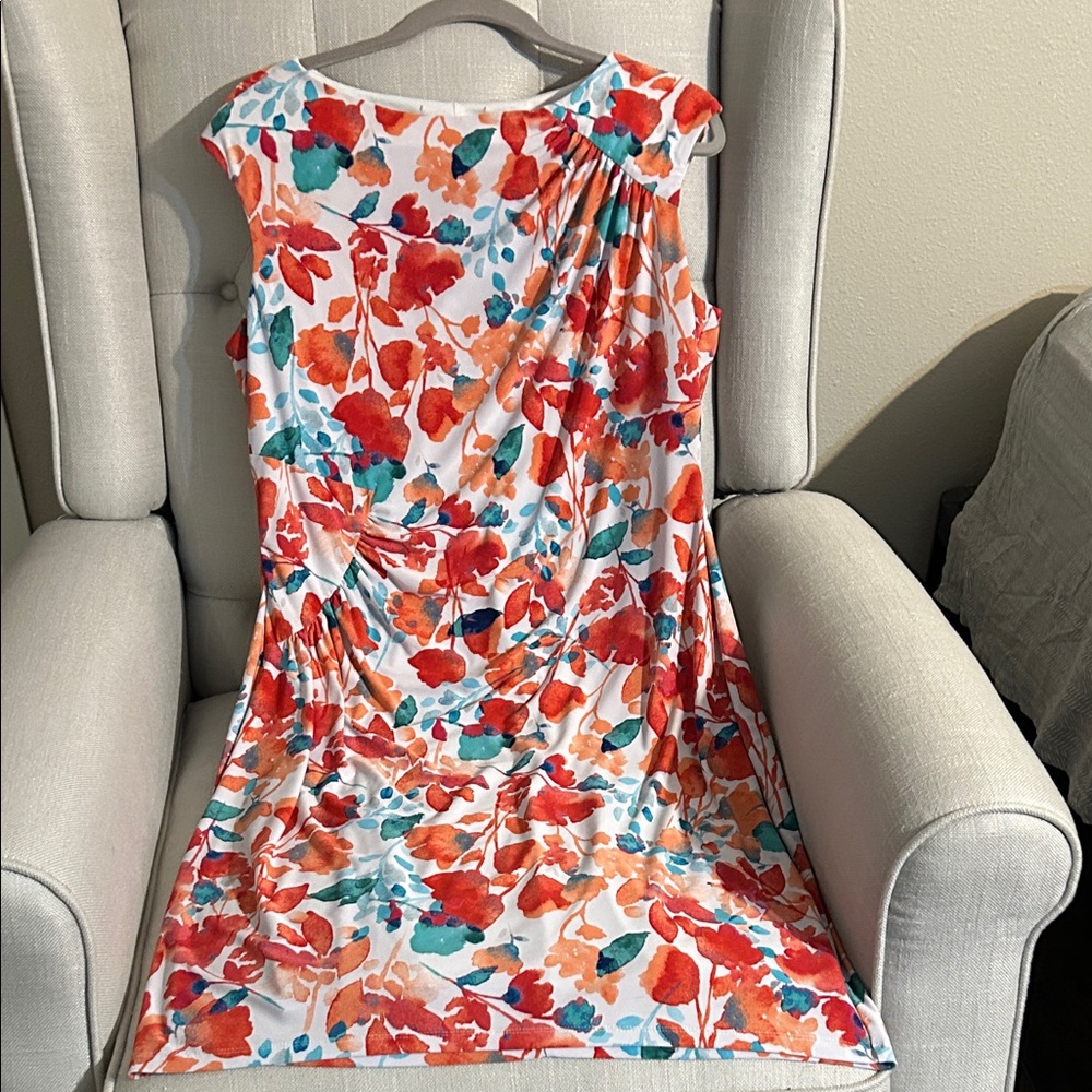 Floral Scoop Neck Sleeveless Dress in White with Red & Teal Floral Print